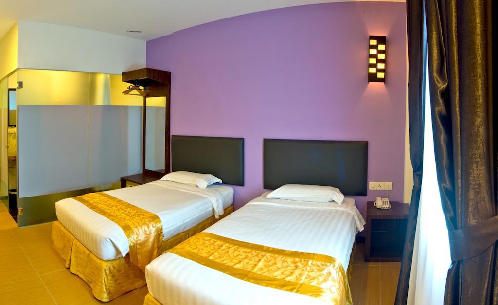 Hotel Zamburger Skudai Pokoj fotografie